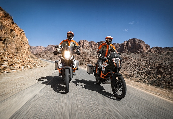 Digitale Zwillinge unterstützen die Entwicklung von rennsporttauglichen Offroad- und Street-Motorrädern bei KTM 