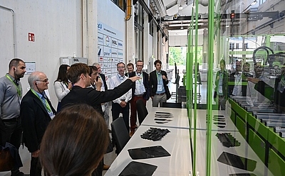 Vor rund 200 Branchenvertreter:innen wurden die Highlights der Pilotfabrik vorgestellt