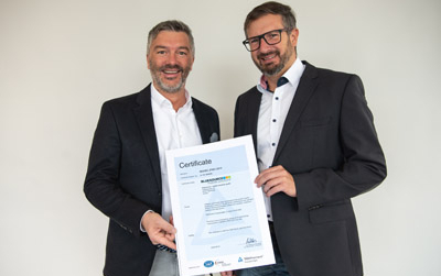 Wolfgang Stockner und Roland Sprengseis von bluesource freuen sich über die erfolgreiche Zertifizierung. © bluesource - mobile solutions gmbh